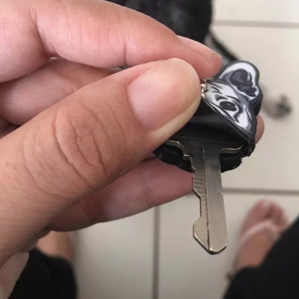 French bulldog silicone key cover - Picture 6 of 7